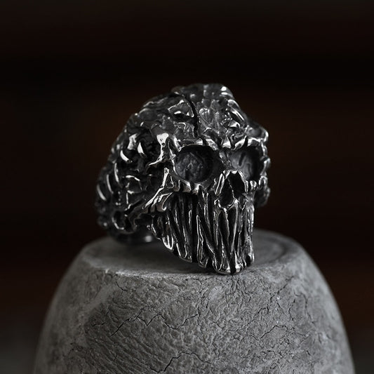 Dark Skull Ring