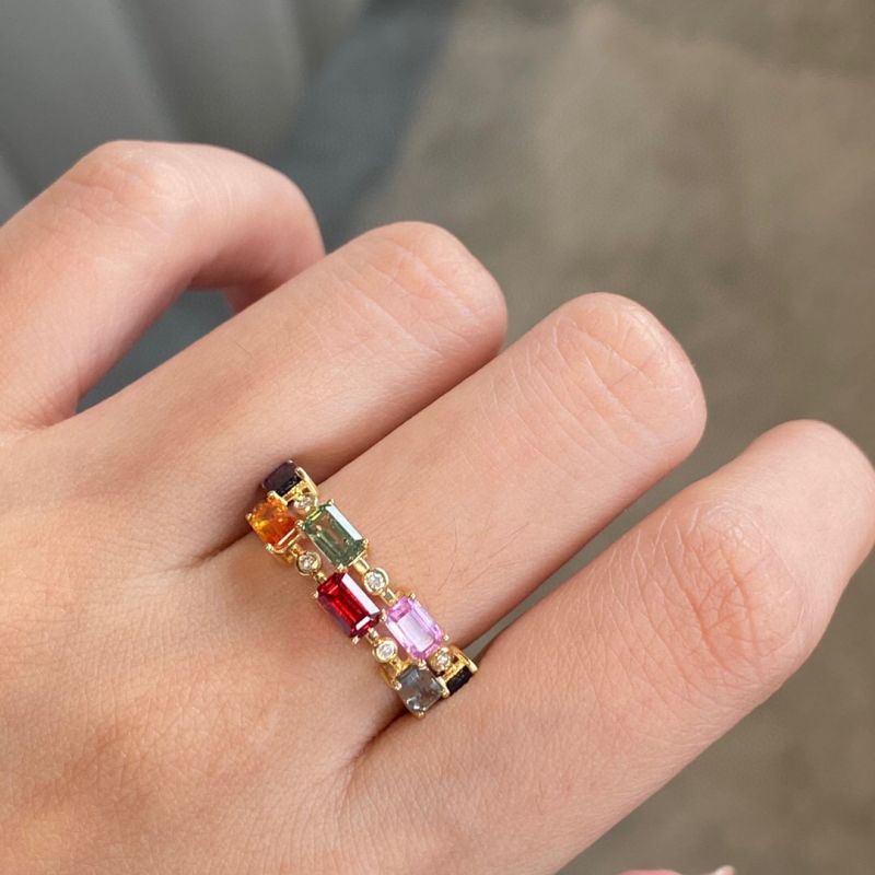 Woman's 18k Gold Sapphire And Dimond Ring