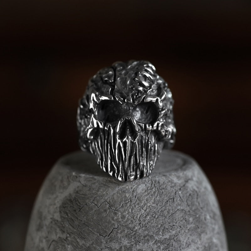 Dark Skull Ring