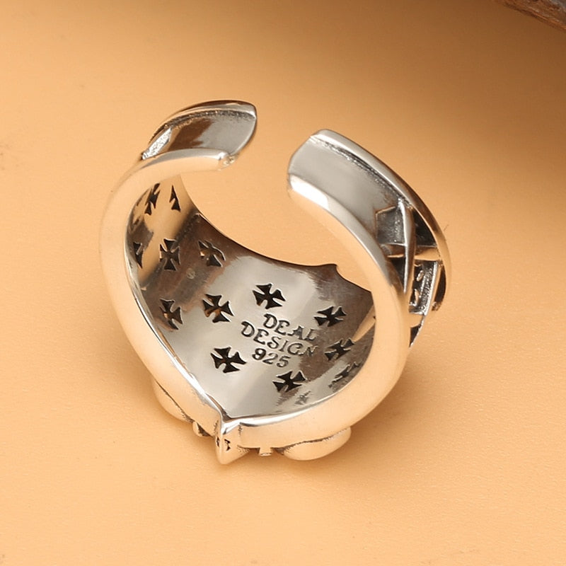 Adjustable Vintage Wind Anchor Ring