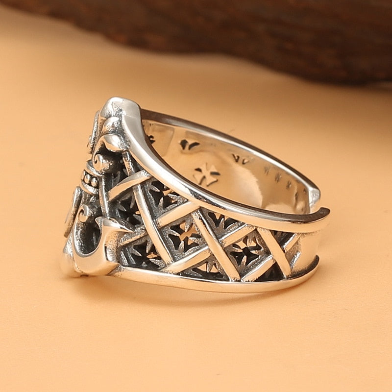 Adjustable Vintage Wind Anchor Ring